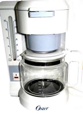 Oster OCOF CM996 4-Cup Coffee Maker with Permanent Re-Usable Washable Filter 220 Volt 50 hz