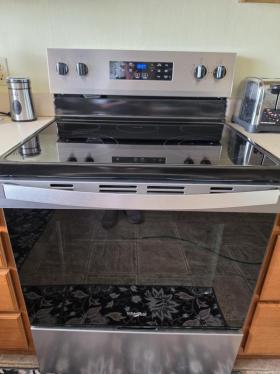 Whirlpool 5WFES3030RS Electric Range 30-inch Freestanding Electric Range 220-240 volts