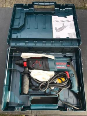 Bosch GBH2-26 RE 220-240 Volt Hammer Drill with Power Input 800w