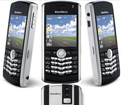 BlackBerry  8120 with 1GB Memory Card Unlocked Quadband Email Phone