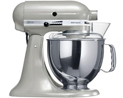 KitchenAid 5 Quart Artisan Stand Mixer - Metallic Chrome