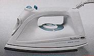 Oster Deluxe Auto Shut Off Iron for 220 volts